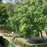 Am Park מלון 2*